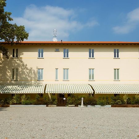 La Viscontina Villa Somma Lombardo Luaran gambar